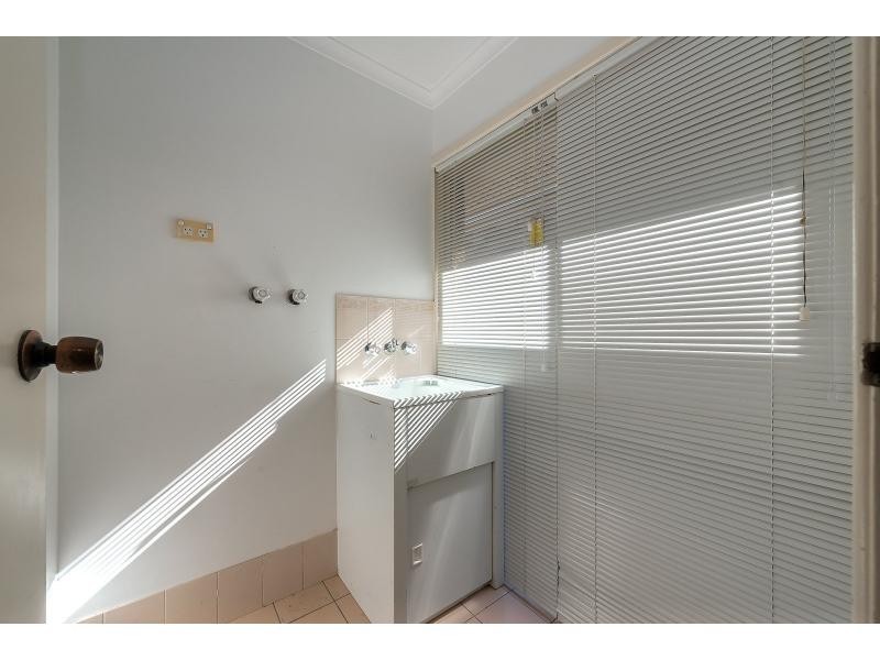 1 Hauff Close, Eagleby QLD 4207