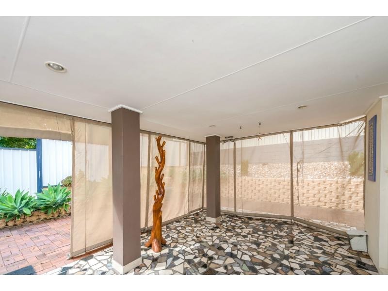 21 Masters Street, Arundel QLD 4214