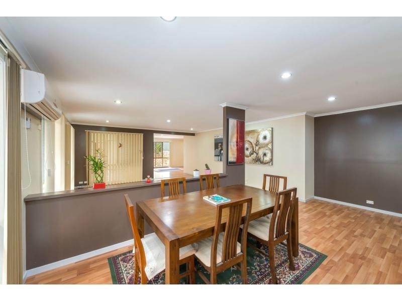 21 Masters Street, Arundel QLD 4214