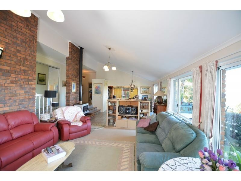 25 Leona Court, Tamborine Mountain QLD 4272