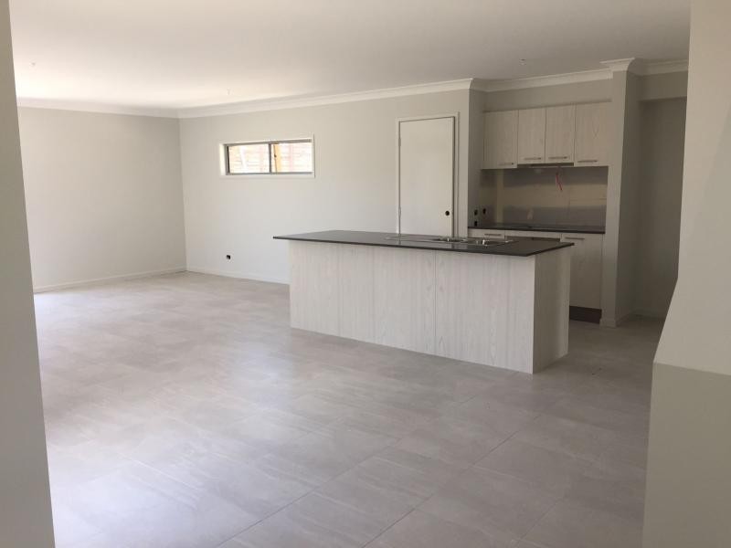 17 Moonlight Lane, Coomera QLD 4209