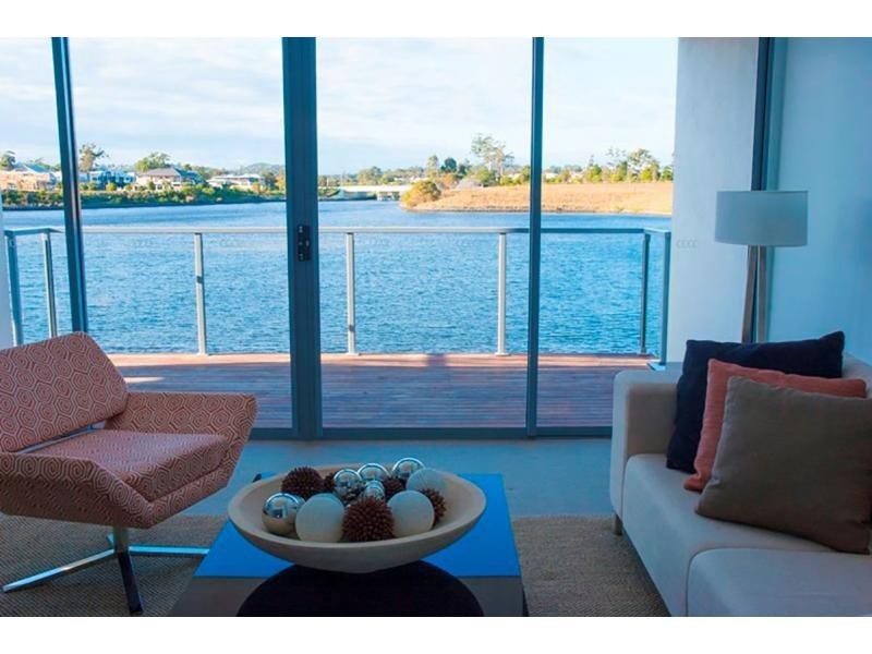 10-29 Varsity Parade, Varsity Lakes QLD 4227