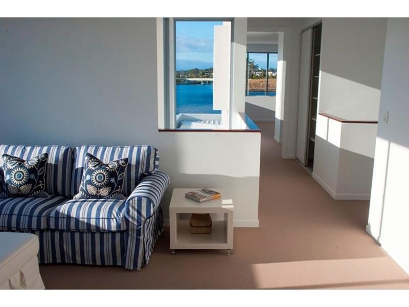 10-29 Varsity Parade, Varsity Lakes QLD 4227