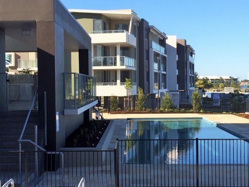 10-29 Varsity Parade, Varsity Lakes QLD 4227