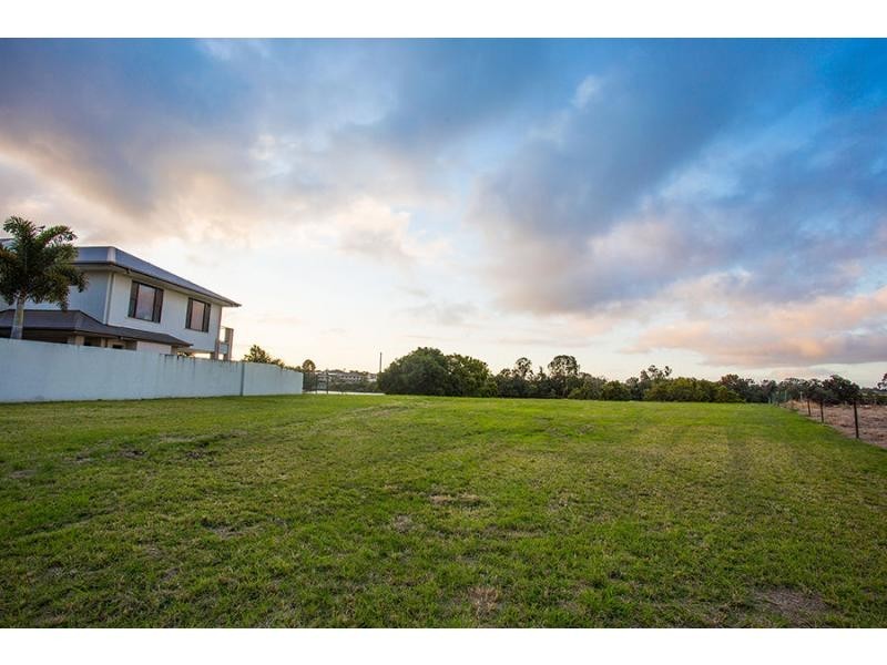 25 North Bank Court, Helensvale QLD 4212