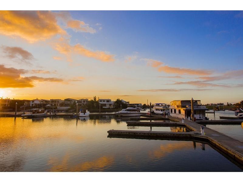 25 North Bank Court, Helensvale QLD 4212