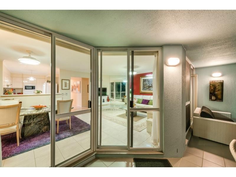 Unit 9/75 Morala Avenue, Runaway Bay QLD 4216