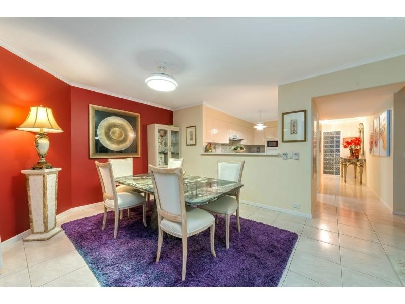 Unit 9/75 Morala Avenue, Runaway Bay QLD 4216