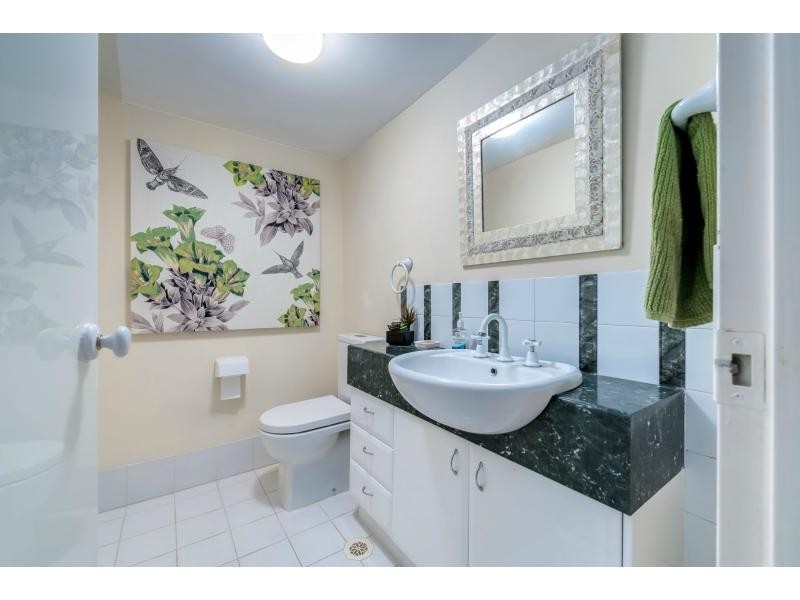 Unit 9/75 Morala Avenue, Runaway Bay QLD 4216