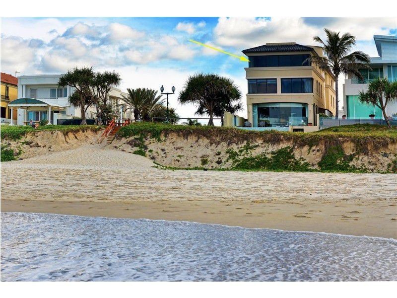 31 Hedges Avenue, Mermaid Beach QLD 4218