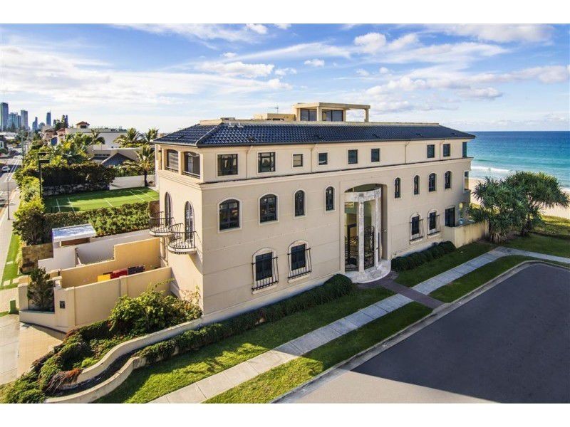 31 Hedges Avenue, Mermaid Beach QLD 4218