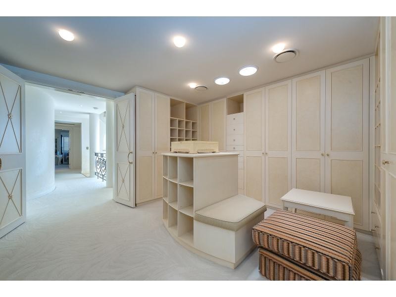 31 Hedges Avenue, Mermaid Beach QLD 4218