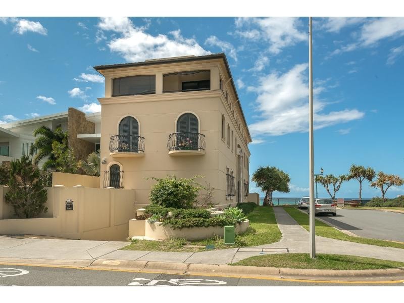 31 Hedges Avenue, Mermaid Beach QLD 4218