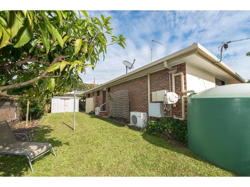 4 Woomera Cresent, Southport QLD 4215