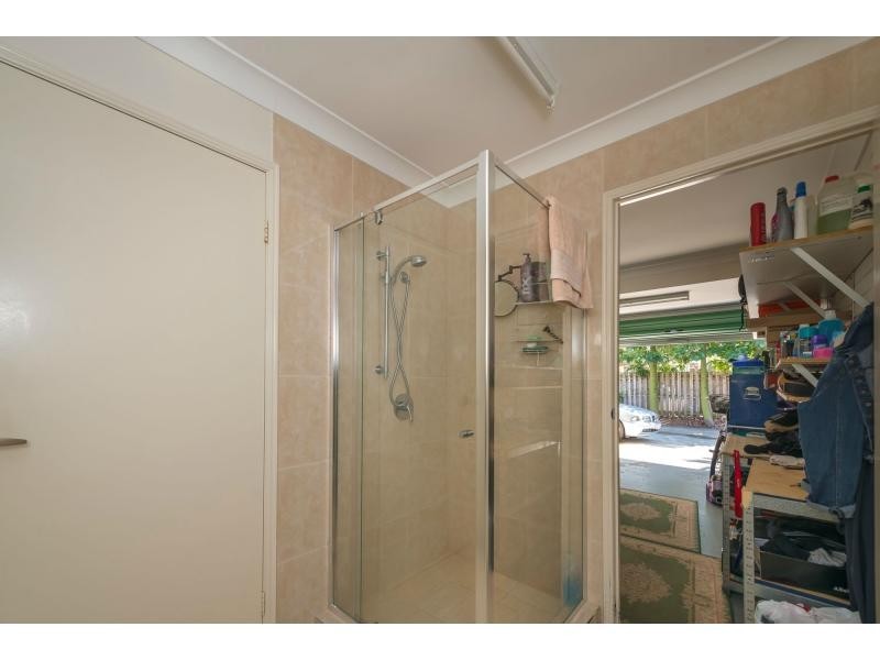 4/5 Ahern Street, Labrador QLD 4215