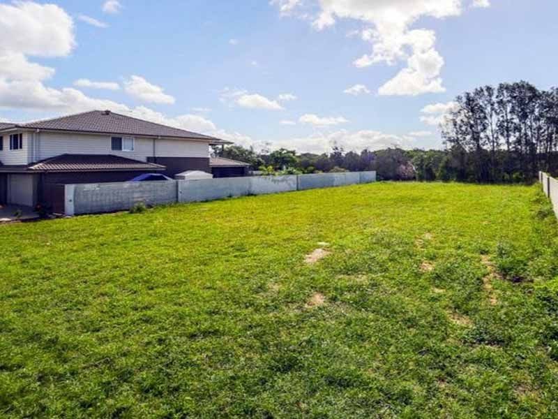 39 The Peninsula, Helensvale QLD 4212