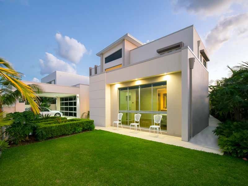 31 Knightsbridge Parade East, Sovereign Islands QLD 4216