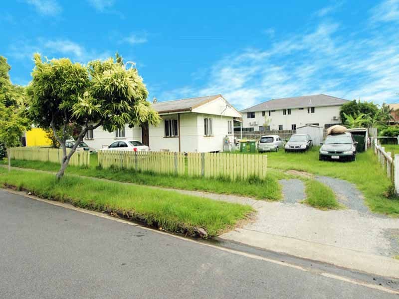 184 Muir Street, Labrador QLD 4215