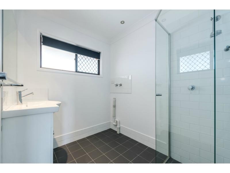 5/73 Bayview Street, Runaway Bay QLD 4216