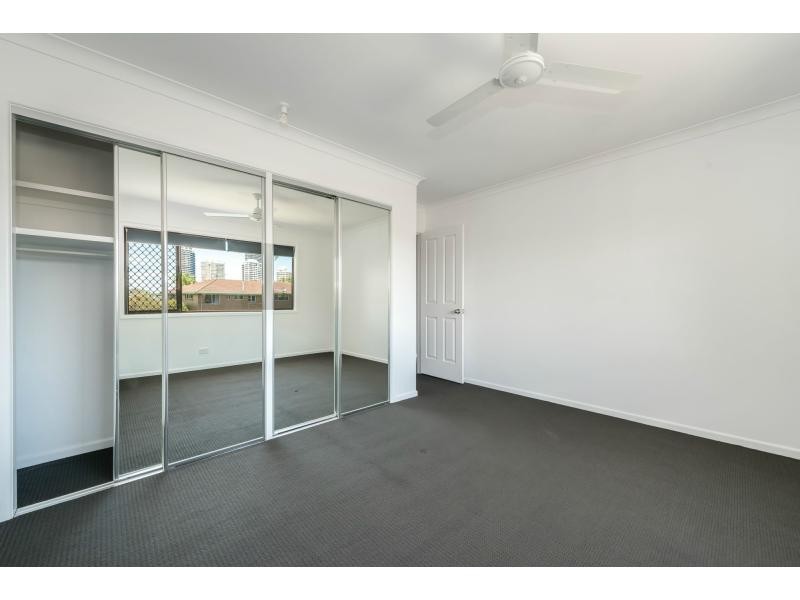 5/73 Bayview Street, Runaway Bay QLD 4216
