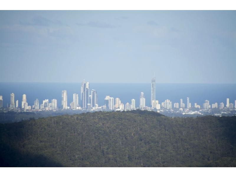 6 Sumatra Court, Tamborine Mountain QLD 4272