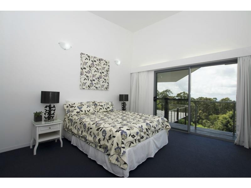 6 Sumatra Court, Tamborine Mountain QLD 4272