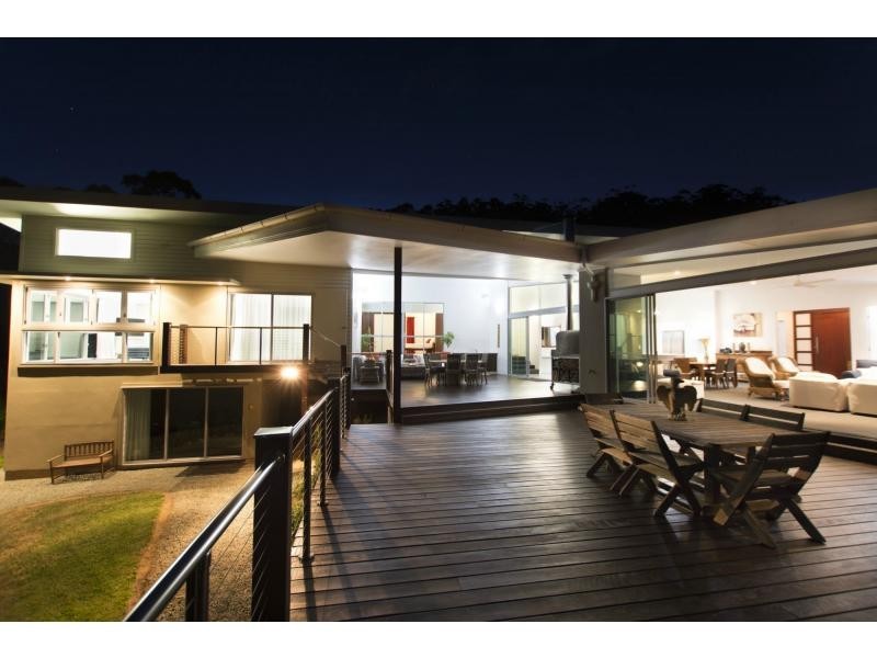 6 Sumatra Court, Tamborine Mountain QLD 4272