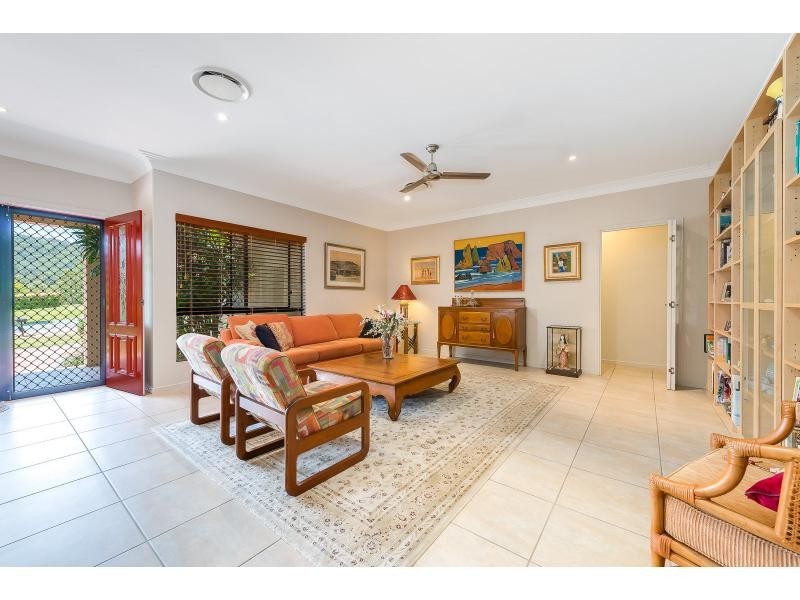 29 Howard Hughes Court, Maudsland QLD 4210