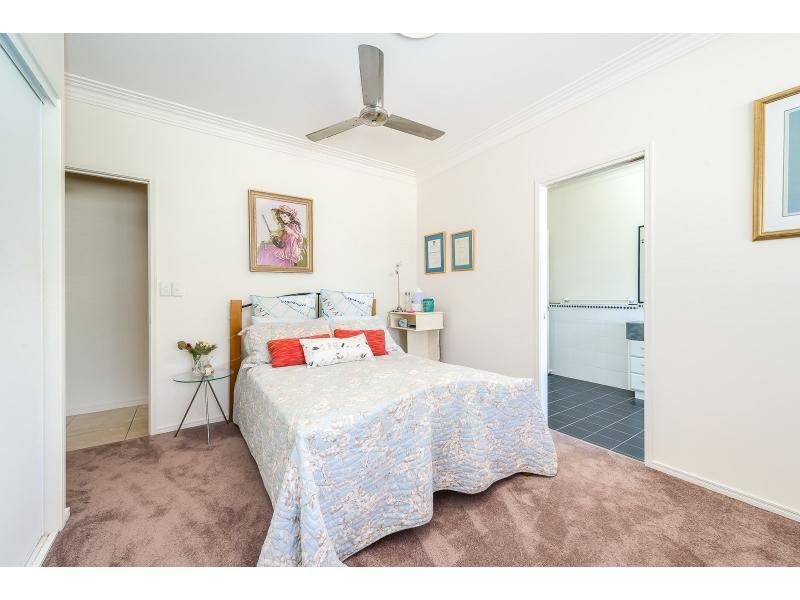 29 Howard Hughes Court, Maudsland QLD 4210