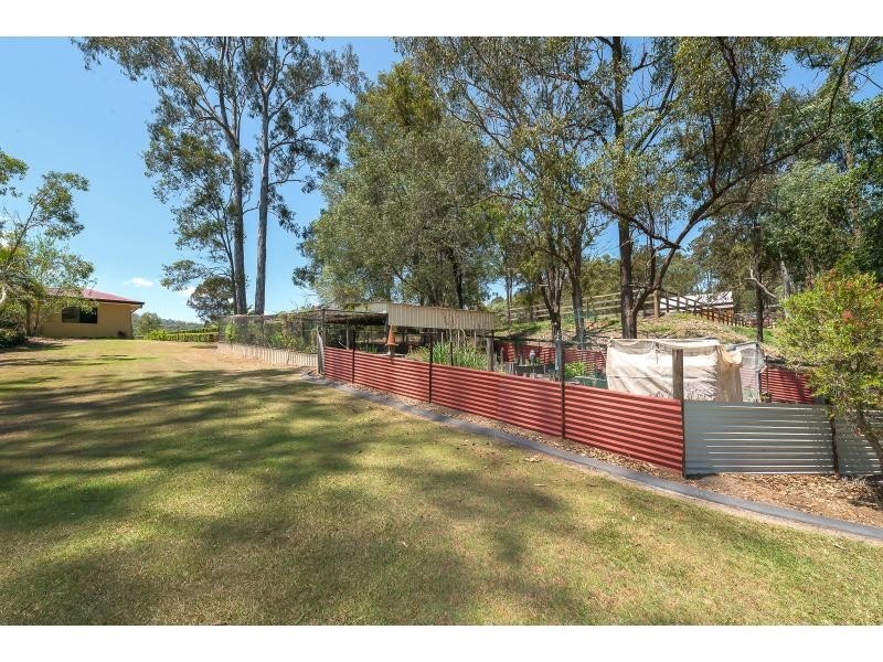 29 Howard Hughes Court, Maudsland QLD 4210