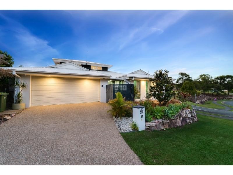 37 Kelsey Circuit, Nerang QLD 4211
