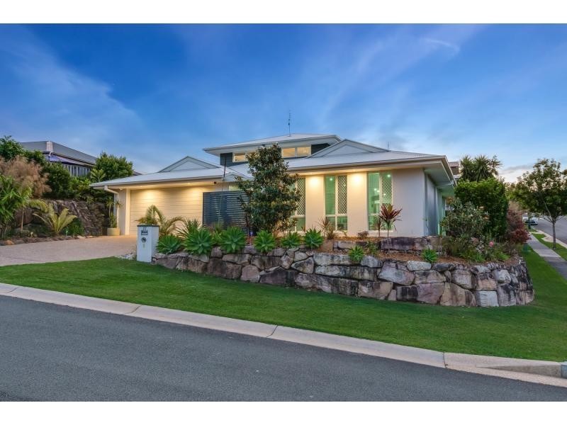 37 Kelsey Circuit, Nerang QLD 4211