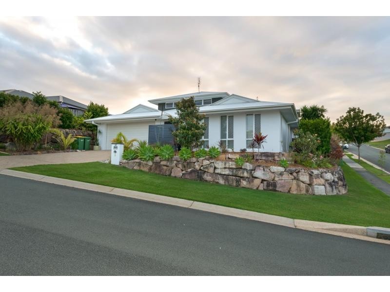 37 Kelsey Circuit, Nerang QLD 4211