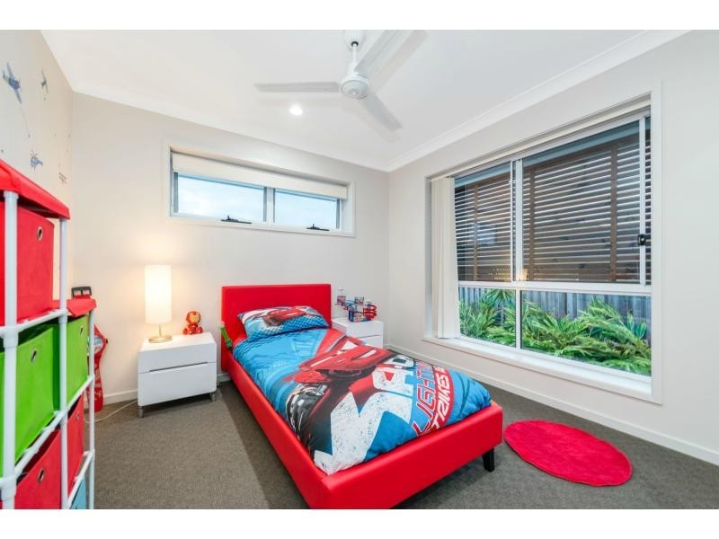 37 Kelsey Circuit, Nerang QLD 4211