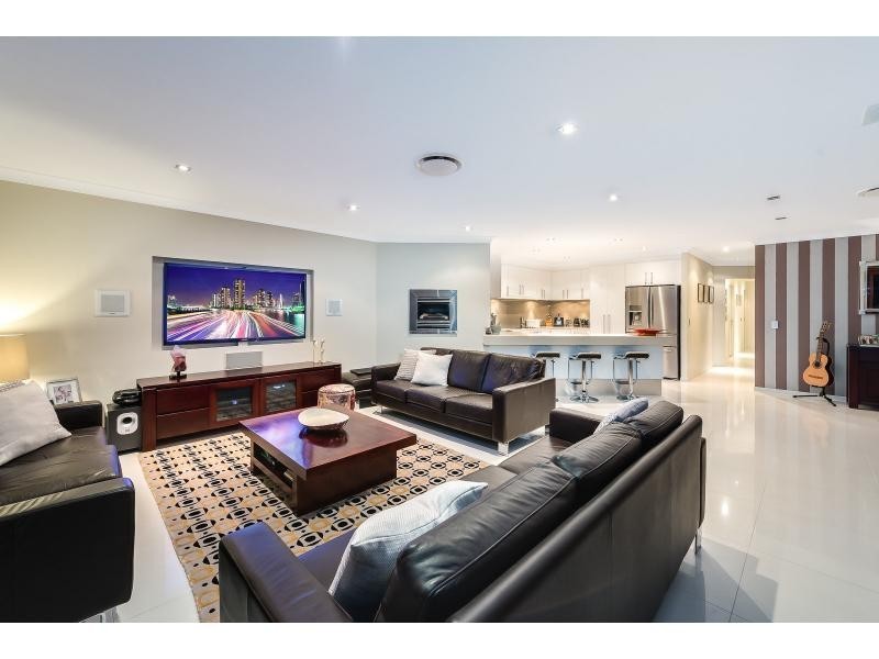 54 Lae Drive, Runaway Bay QLD 4216