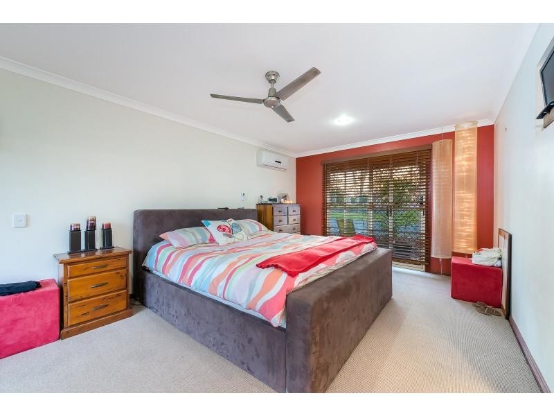 31 Taperoo Court, Yatala QLD 4207