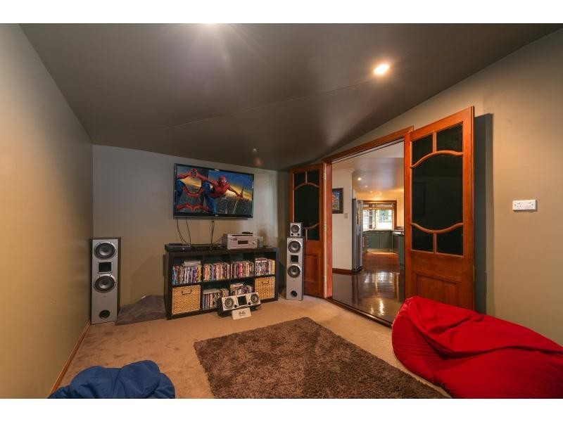 31 Taperoo Court, Yatala QLD 4207