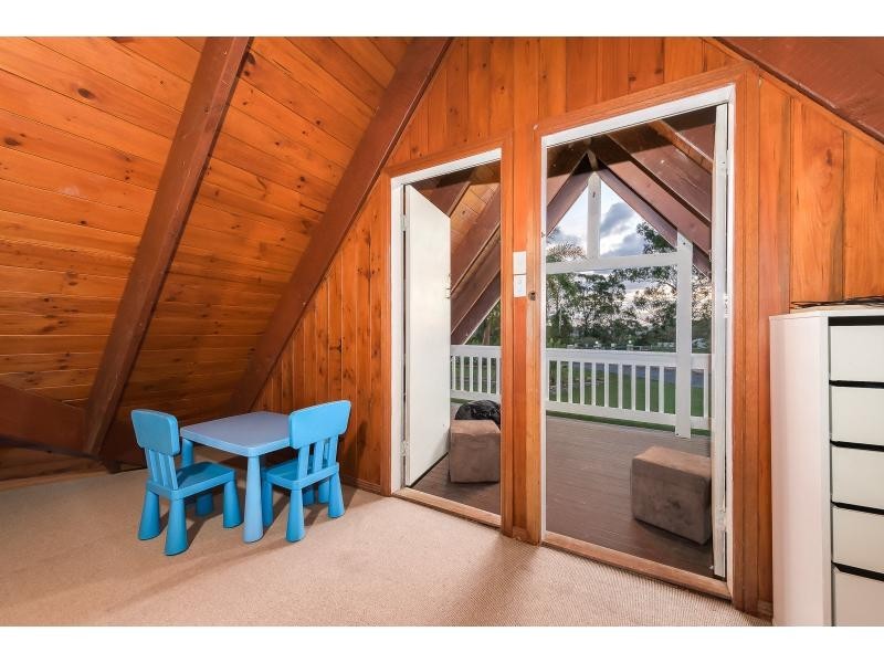 31 Taperoo Court, Yatala QLD 4207