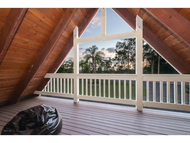 31 Taperoo Court, Yatala QLD 4207