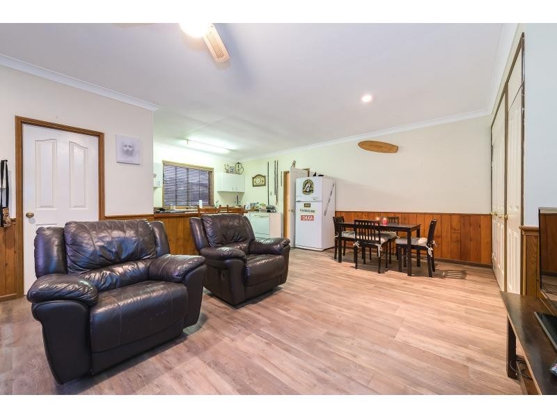 31 Taperoo Court, Yatala QLD 4207
