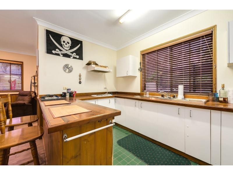 31 Taperoo Court, Yatala QLD 4207