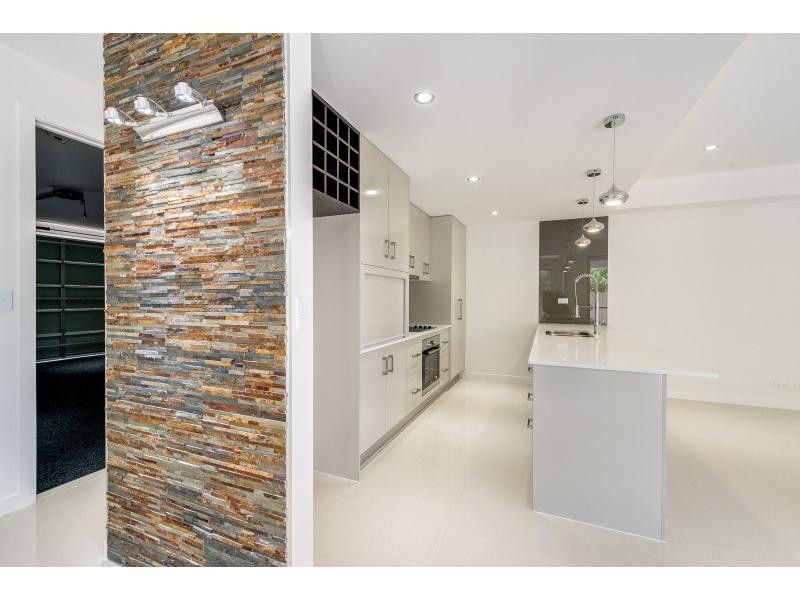 5/42 Blake Street, Southport QLD 4215