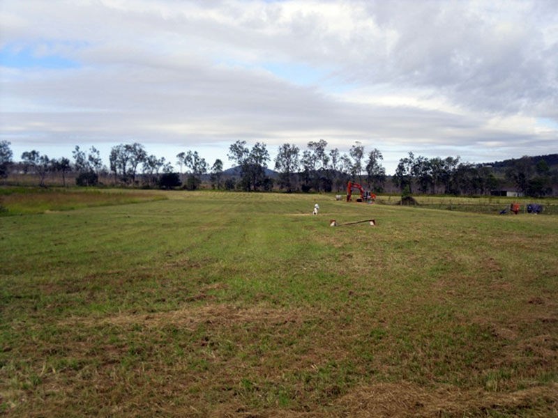 64 Selwyn Road, Esk QLD 4312