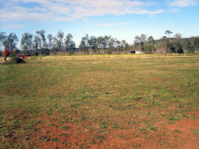 64 Selwyn Road, Esk QLD 4312