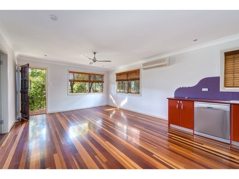 40 Blake Street, Southport QLD 4215