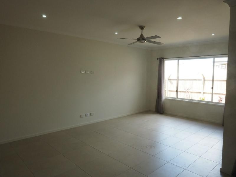 Ormeau Hills QLD 4208