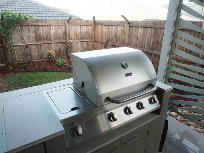 Ormeau Hills QLD 4208