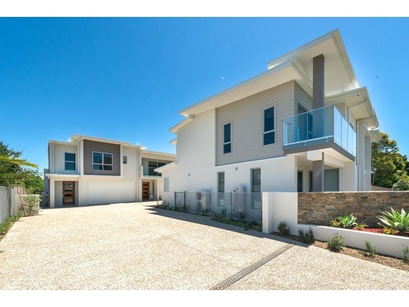 3/42-44 Blake Street, Southport QLD 4215