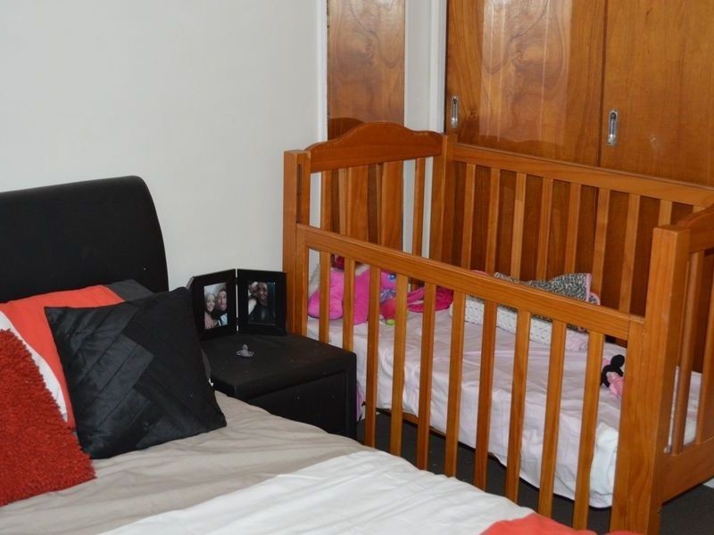 1/4 Marine Parade, Southport QLD 4215