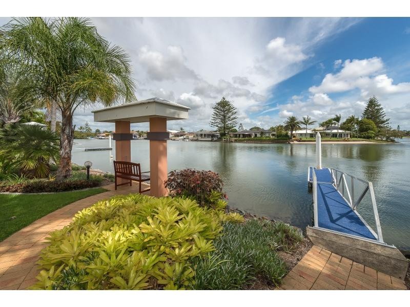 25/11-19 Taylor Street, Biggera Waters QLD 4216